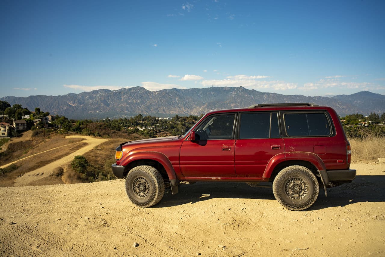 Front view of 1993 Toyota Land Cruiser with wheels