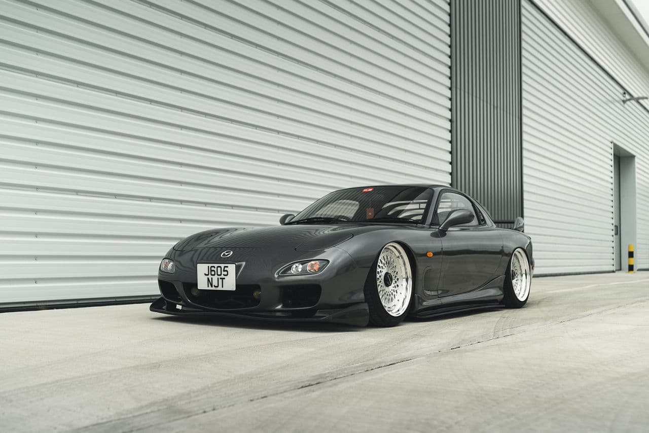 Front view of 1994 Mazda RX7 with wheels