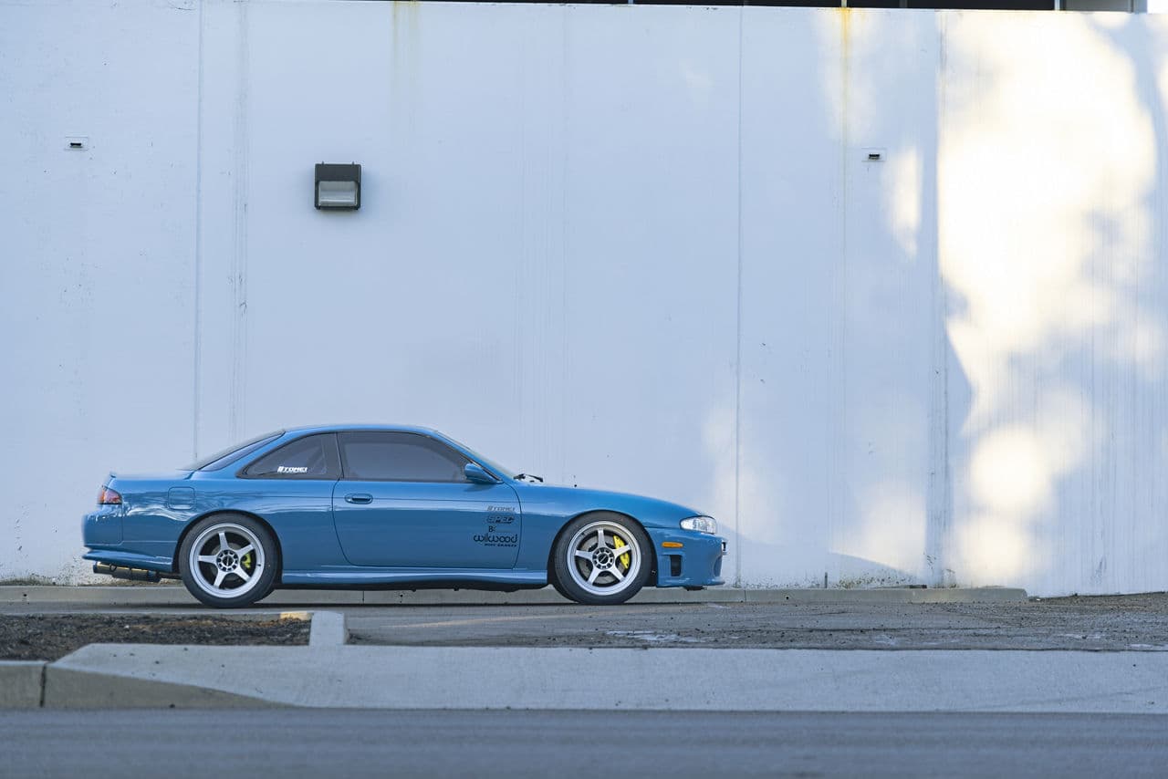 Detail view of 1995 Nissan Silvia with wheels