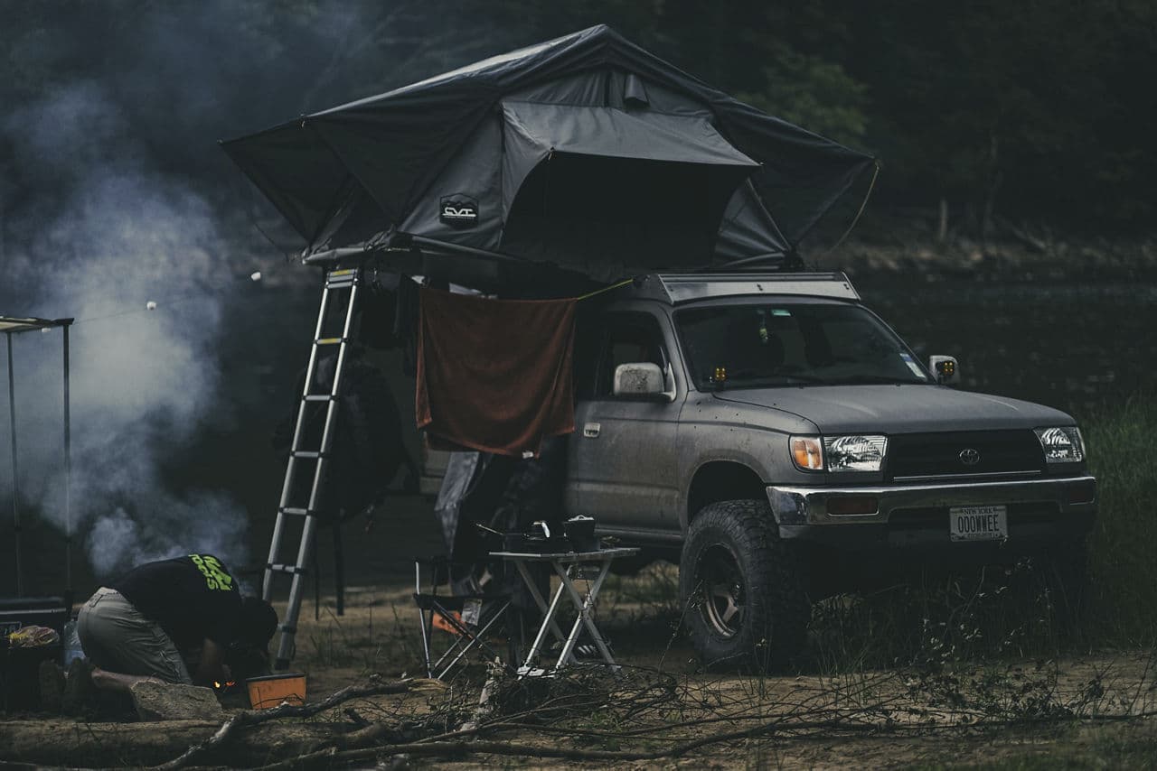 Side profile of 1995 Toyota 4Runner with truck suv wheels