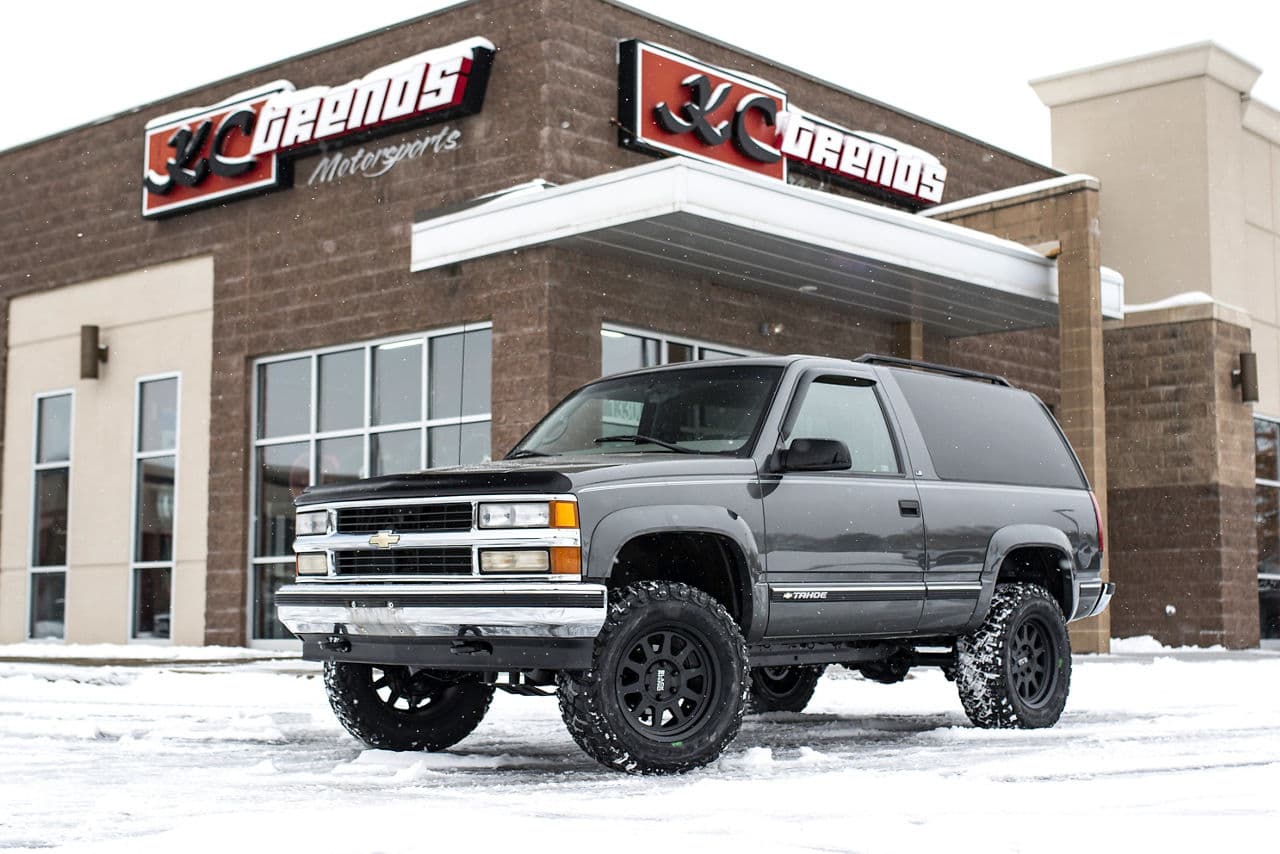 Side profile of 1996 Chevrolet Tahoe with wheels