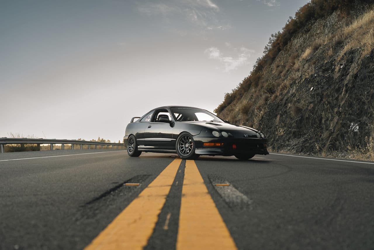 Front view of 2000 Acura Integra with wheels