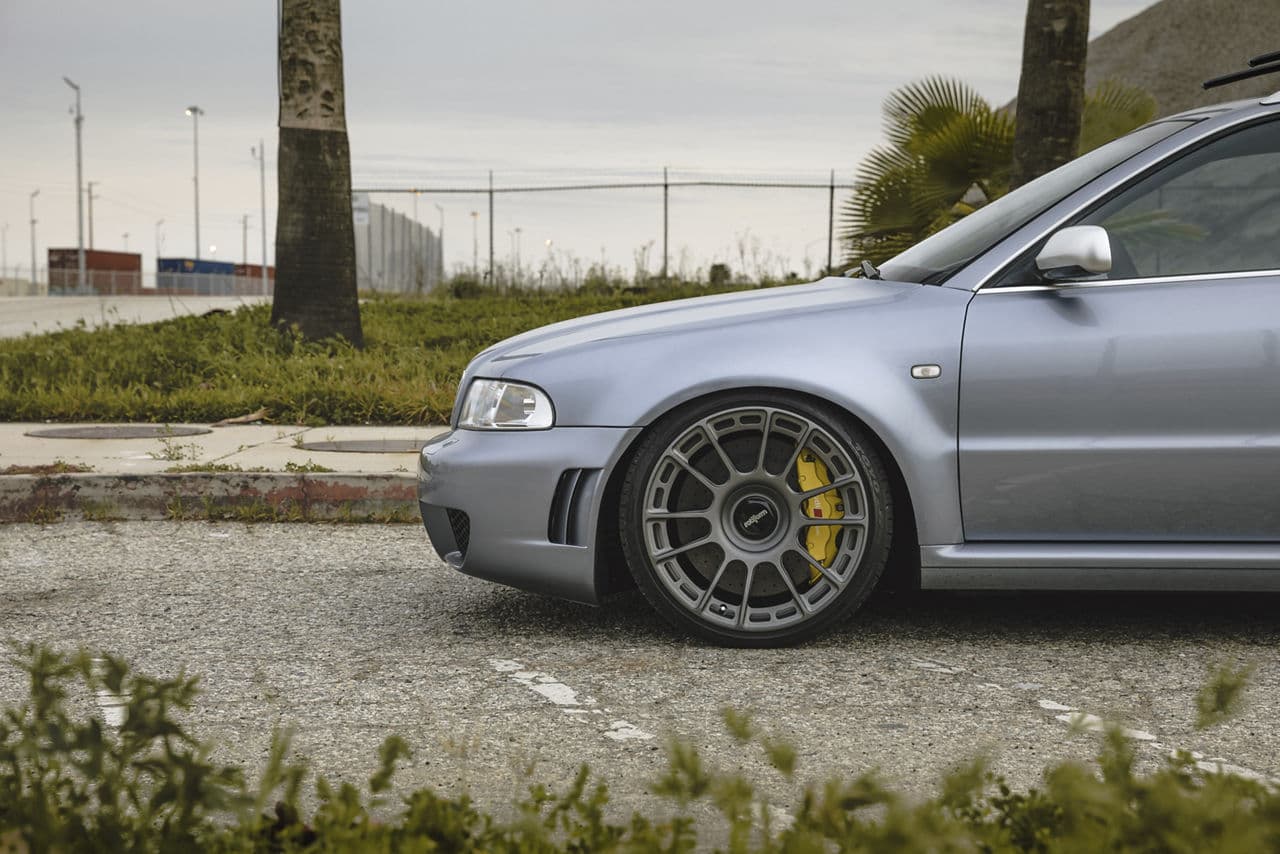 Detail view of 2001 Audi RS4 with wheels