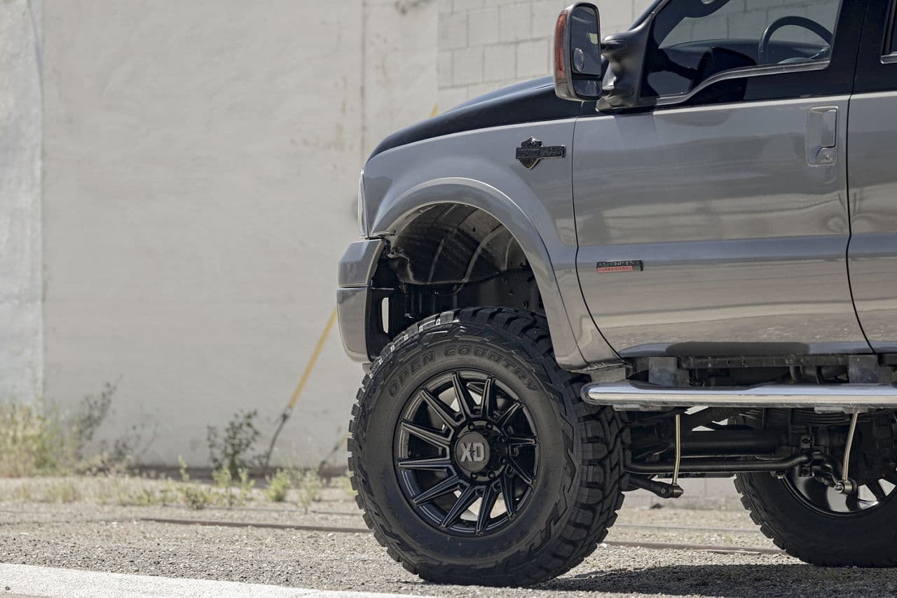 Interior of 2004 Ford F250 with wheels