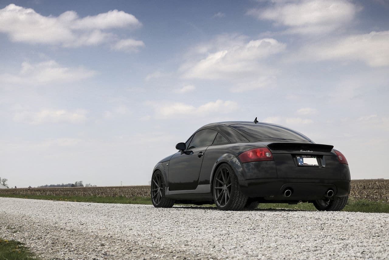 Front view of 2005 Audi TT with wheels