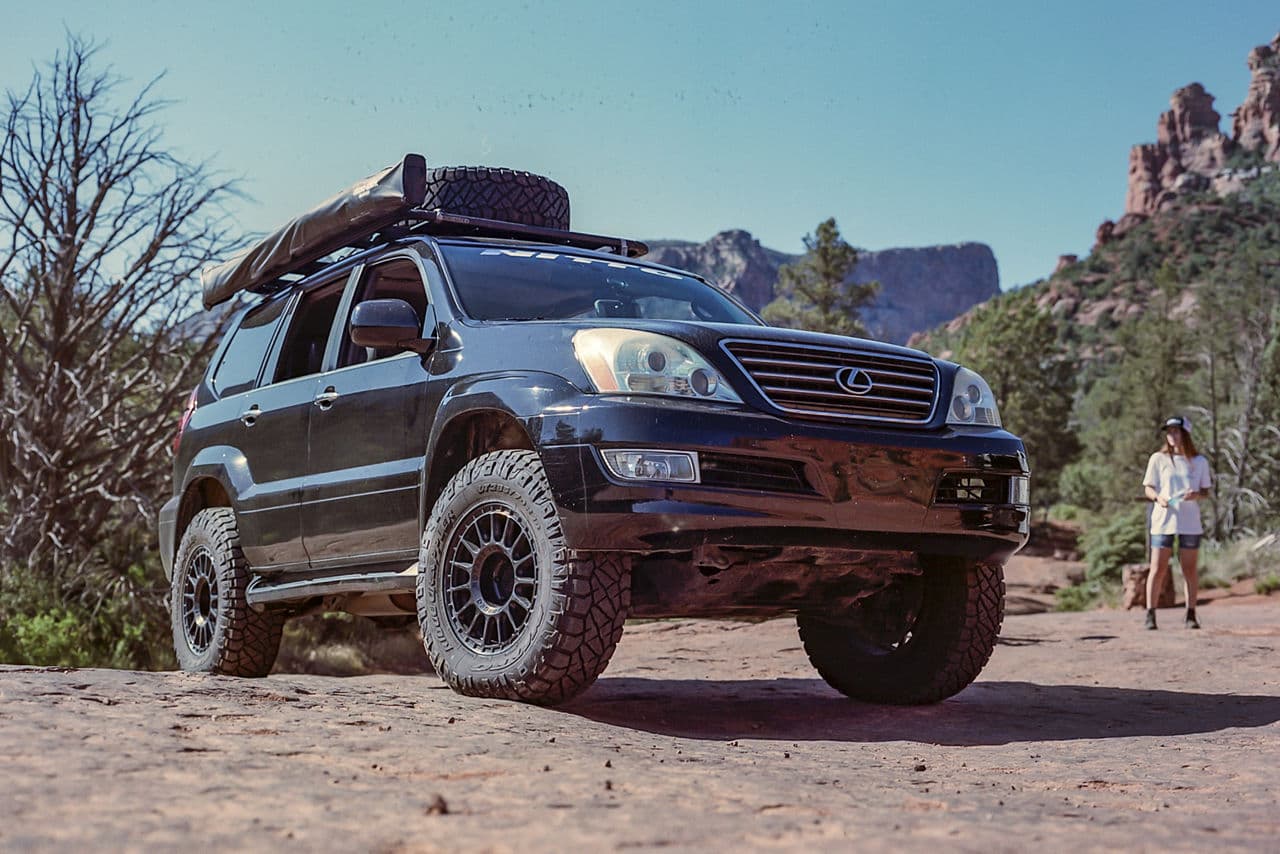 Side profile of 2006 Lexus GX470 with truck suv wheels
