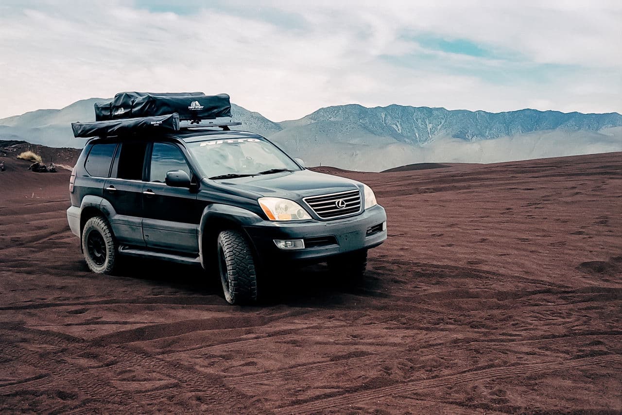 Interior of 2006 Lexus GX470 with truck suv wheels