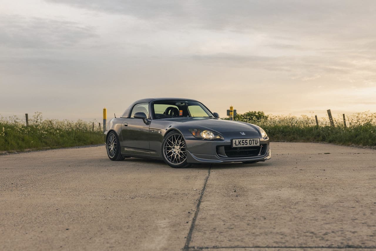 Front view of 2008 Honda S2000 with wheels