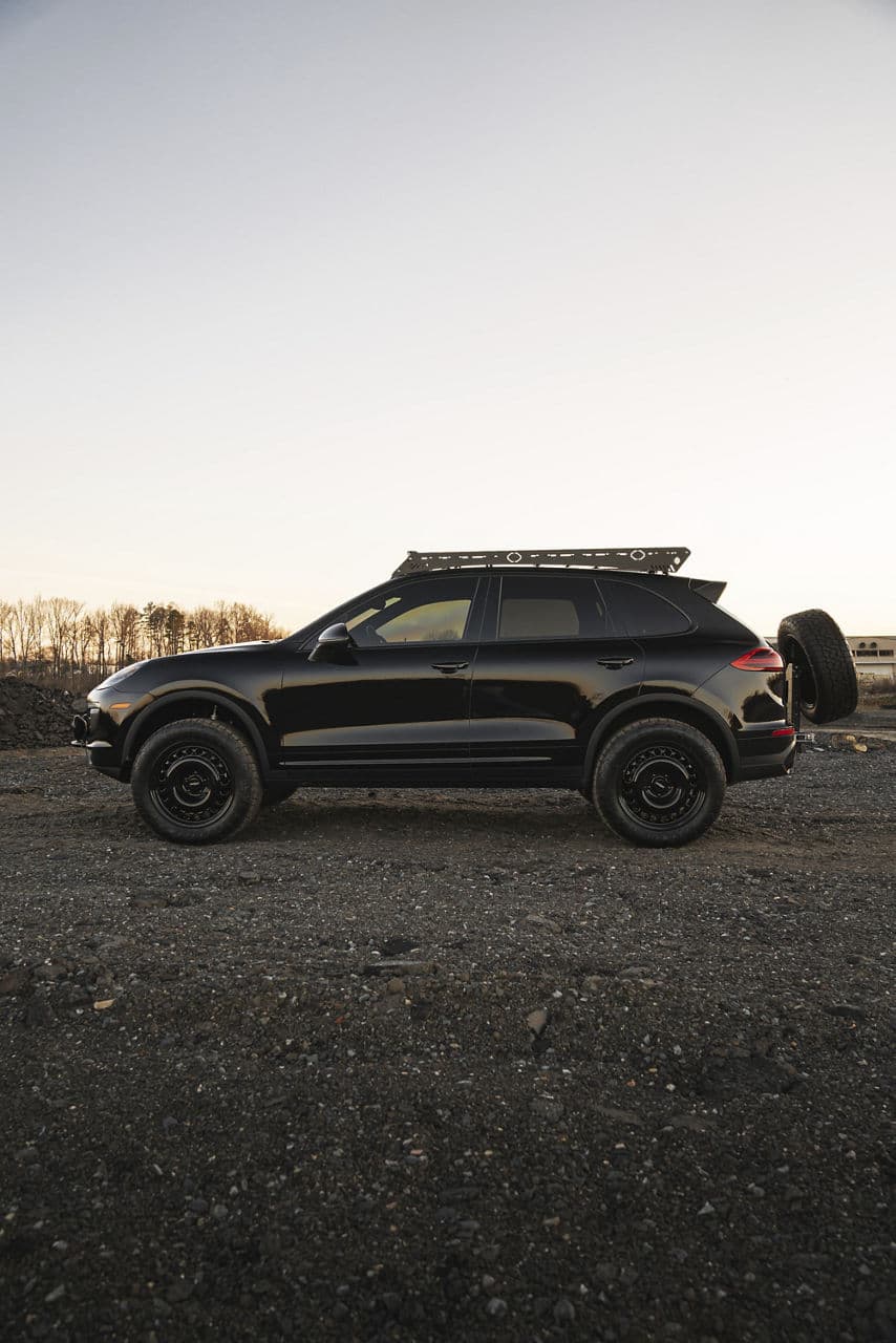 Interior of 2008 Porsche Cayenne with wheels