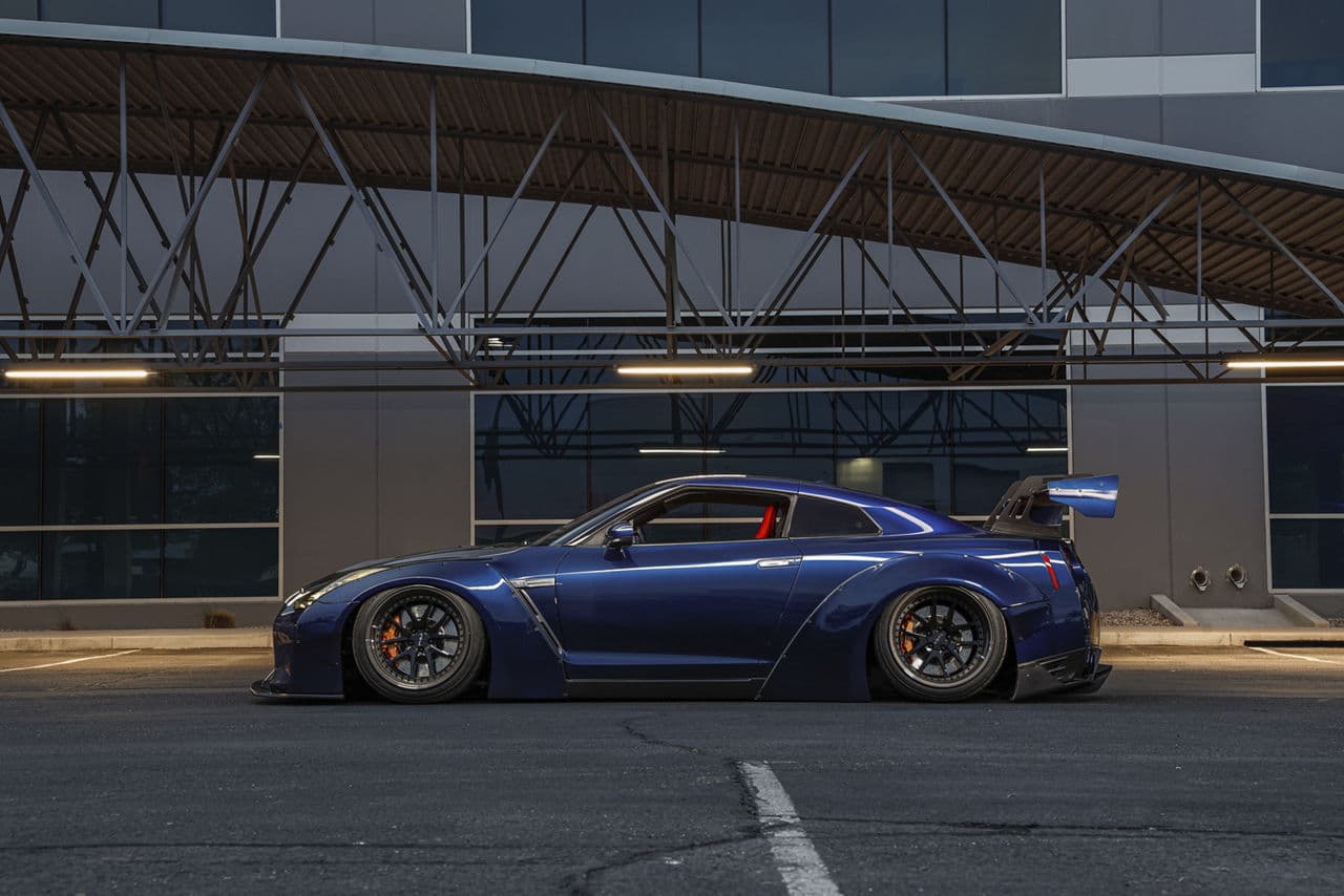 Interior of 2010 Nissan GT-R with wheels
