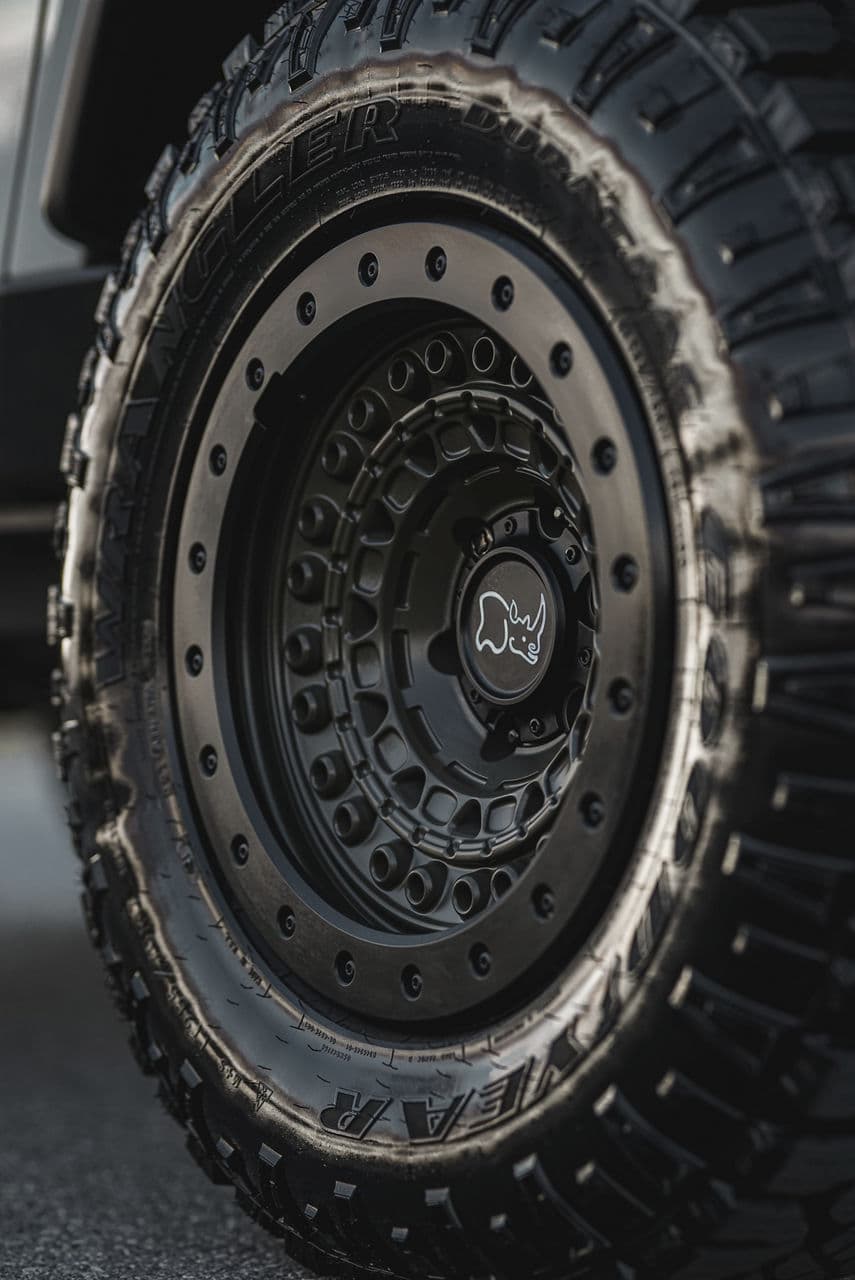 Detail view of 2012 Toyota FJ Cruiser with wheels