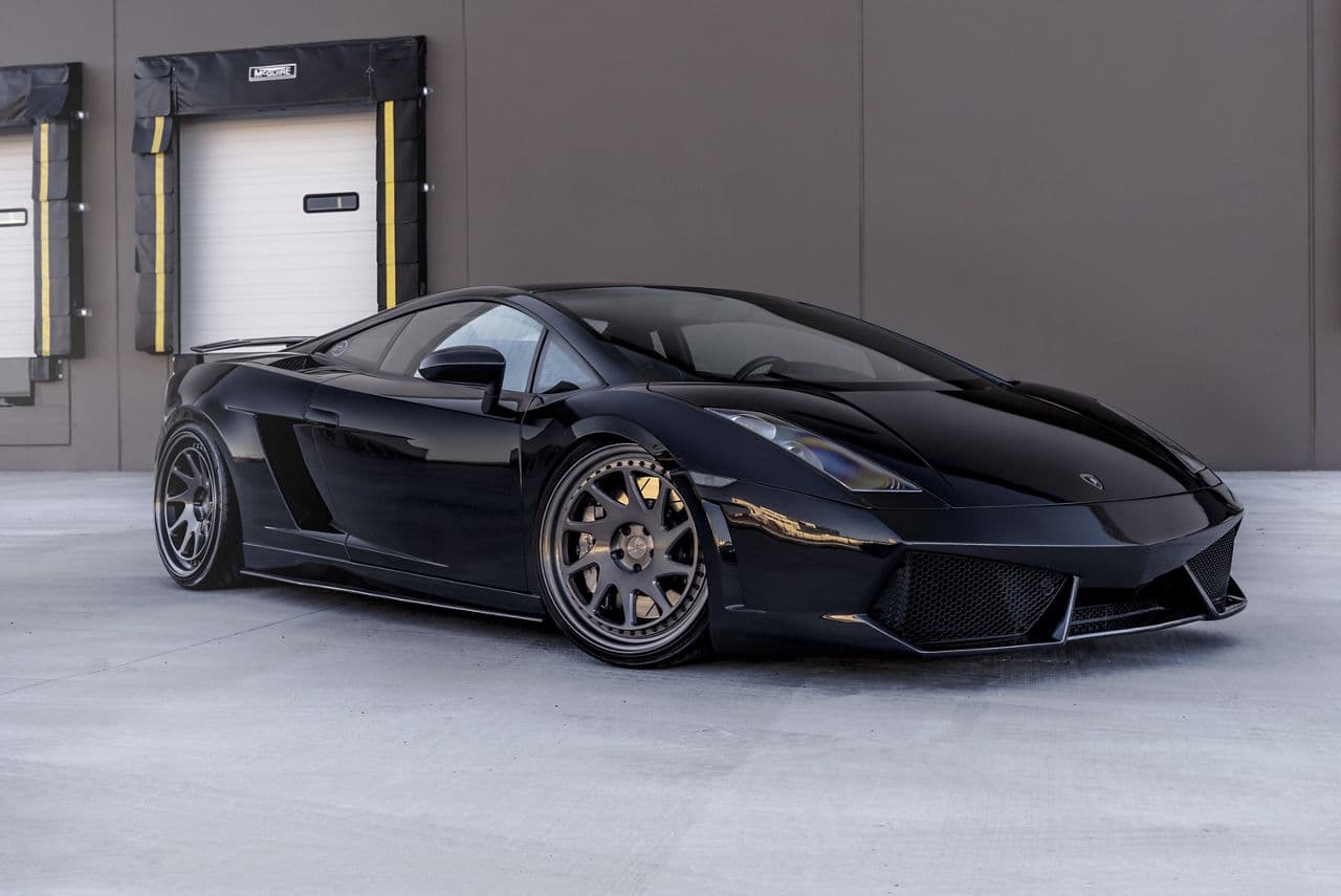 Rear view of 2013 Lamborghini Gallardo with wheels