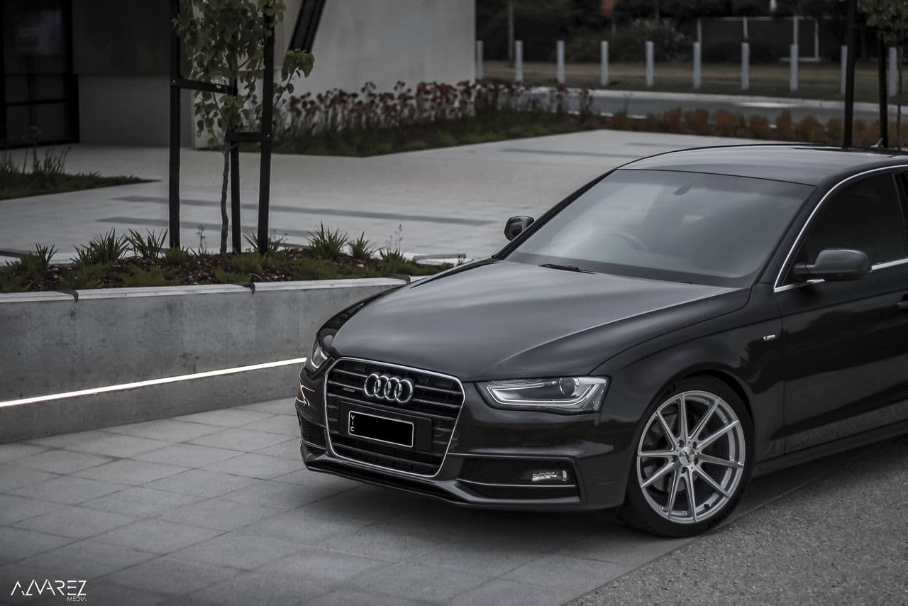 Detail view of 2014 Audi A4 with wheels