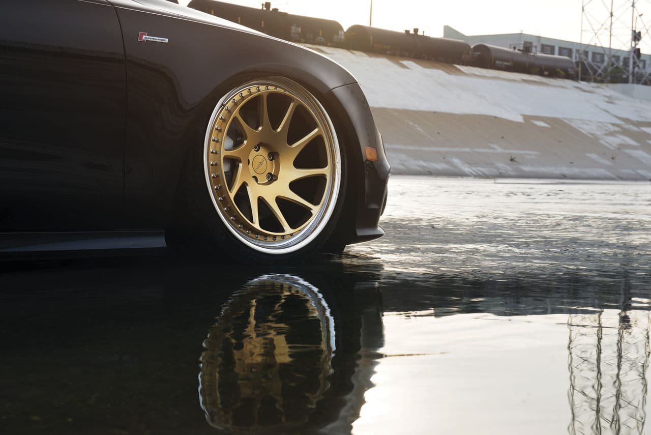 Rear view of 2014 Audi A7 with wheels
