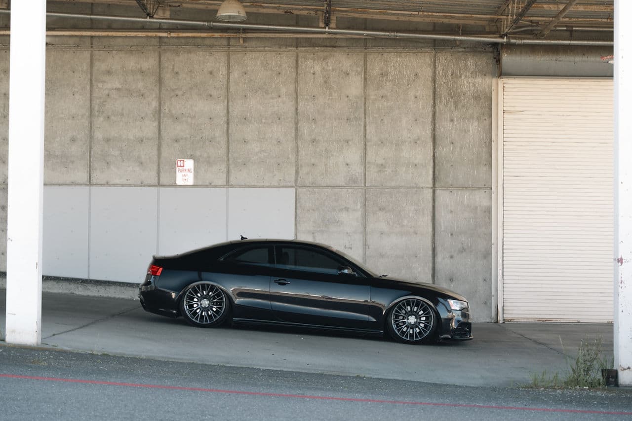 Rear view of 2014 Audi RS5 with wheels