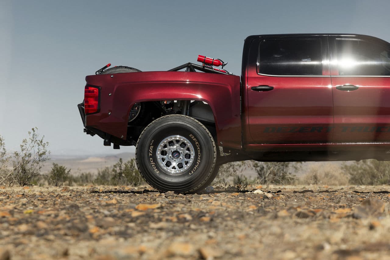 Side profile of 2014 Chevrolet Silverado with truck suv wheels