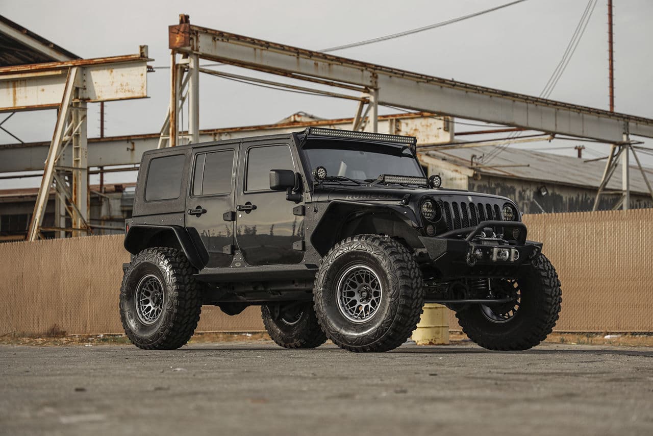 Front view of 2014 Jeep Wrangler with wheels