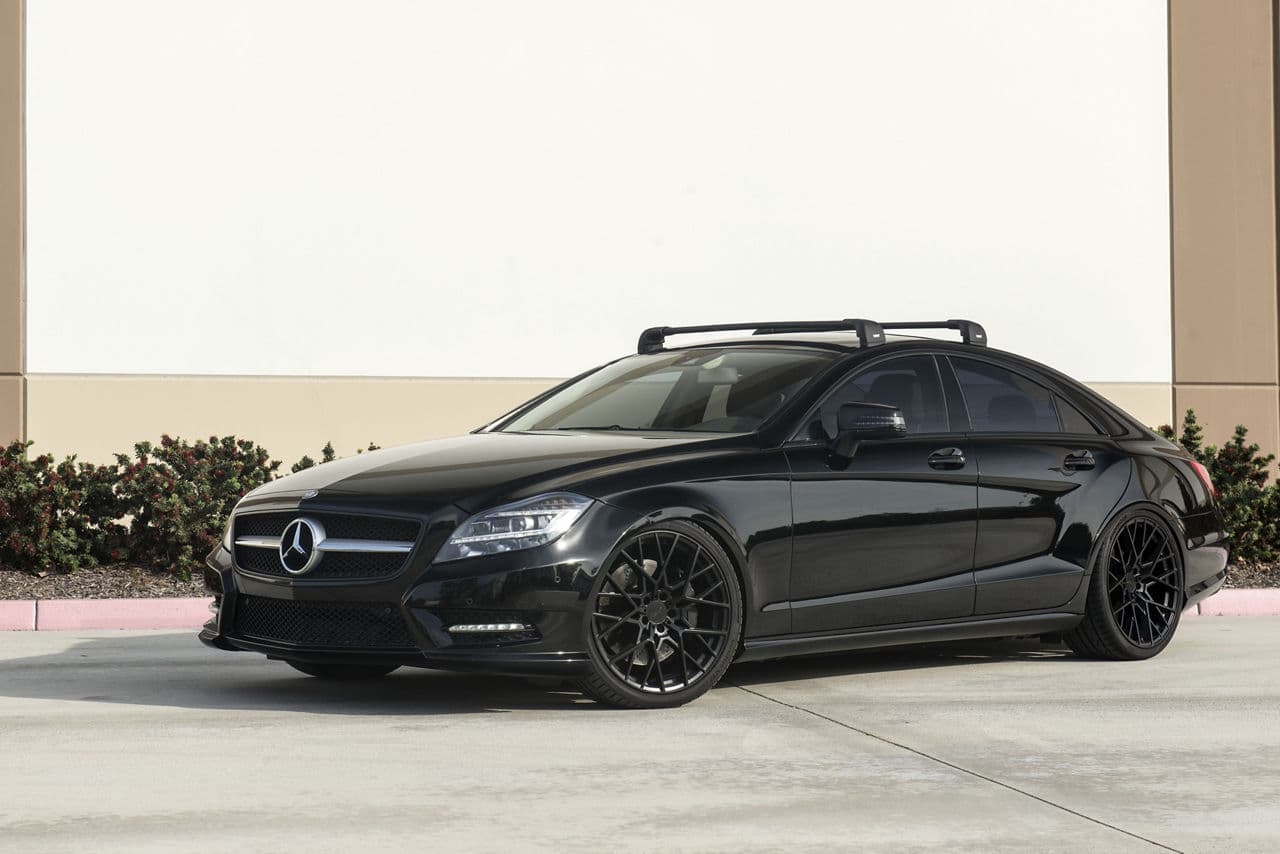 Front view of 2014 Mercedes-Benz CL550 with wheels