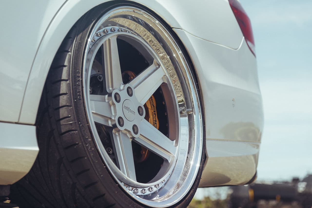 Detail view of 2014 Mercedes-Benz E Class with wheels