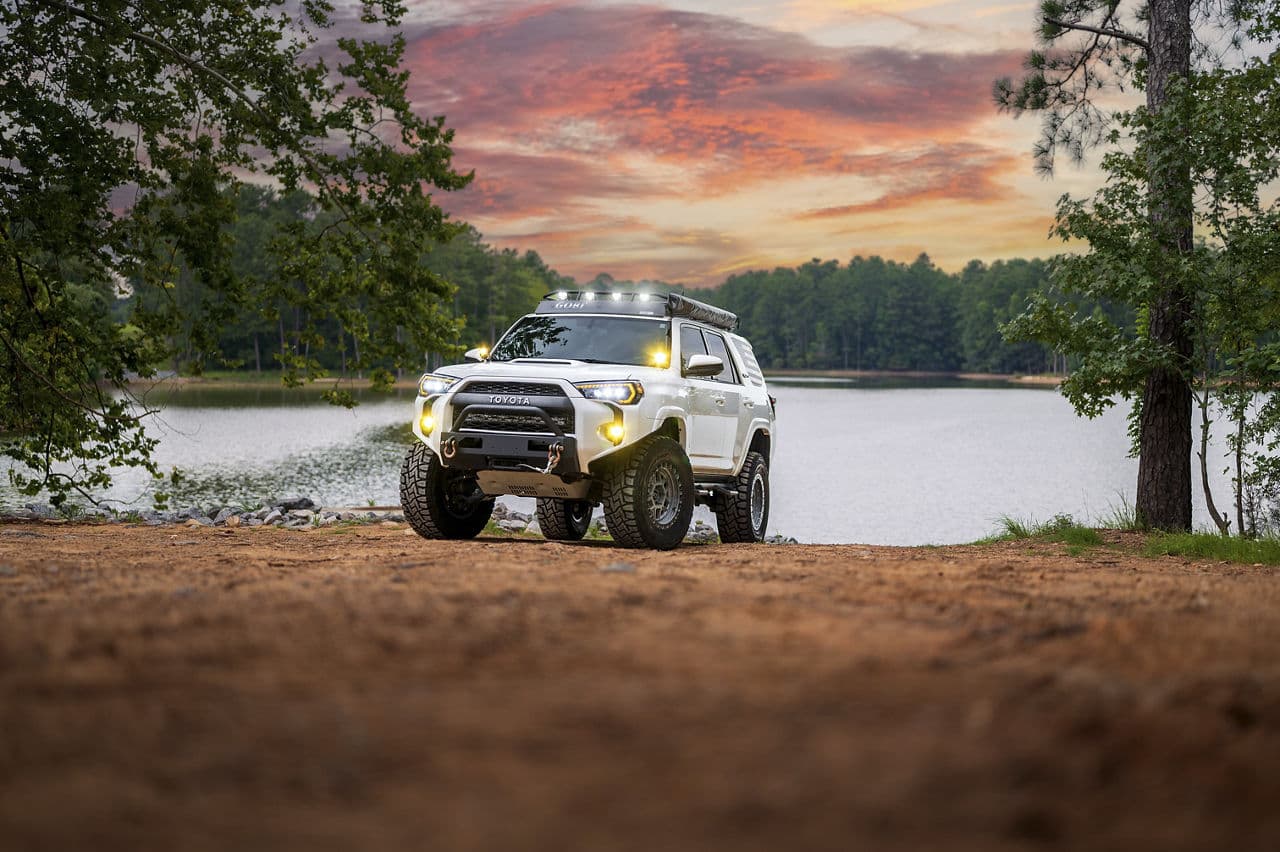 Side profile of 2014 Toyota 4Runner with truck suv wheels