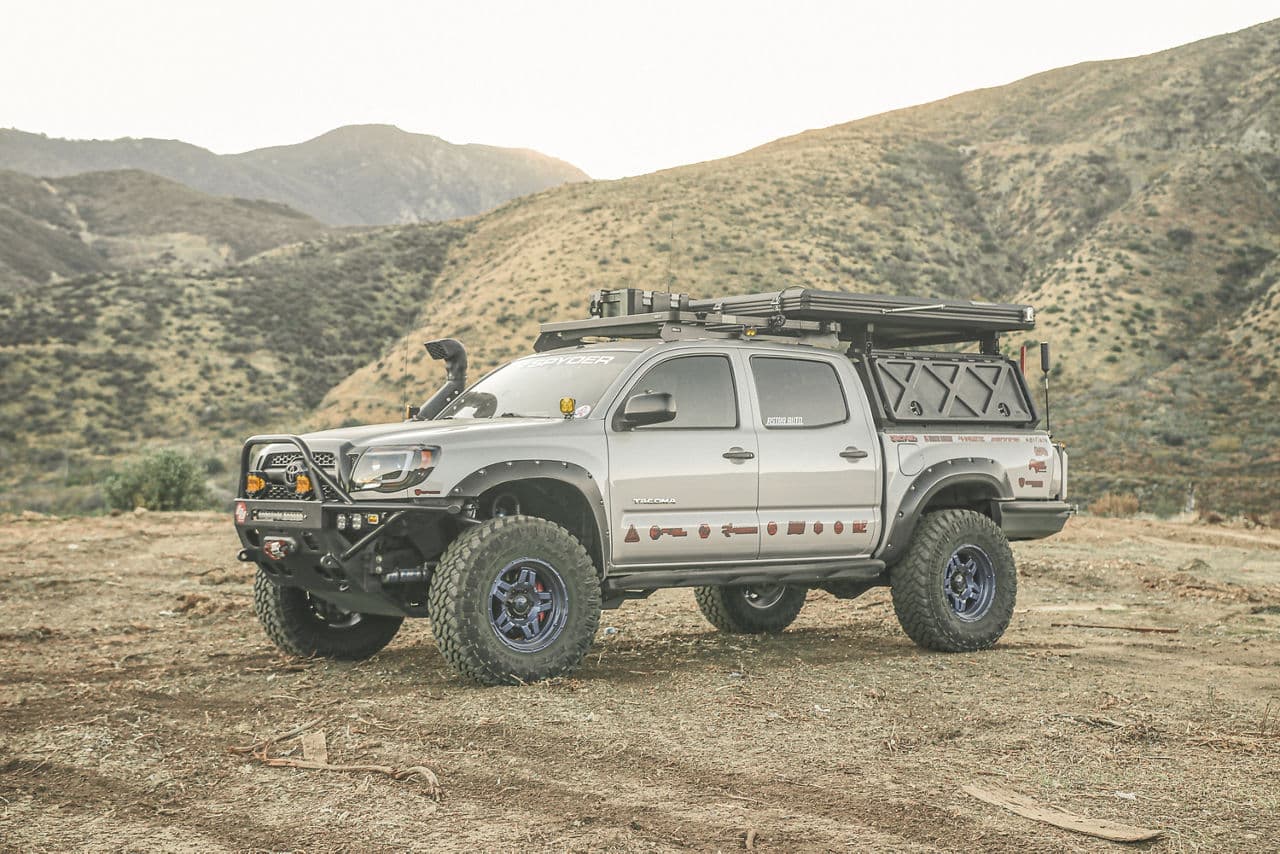 Front view of 2014 Toyota Tacoma with wheels