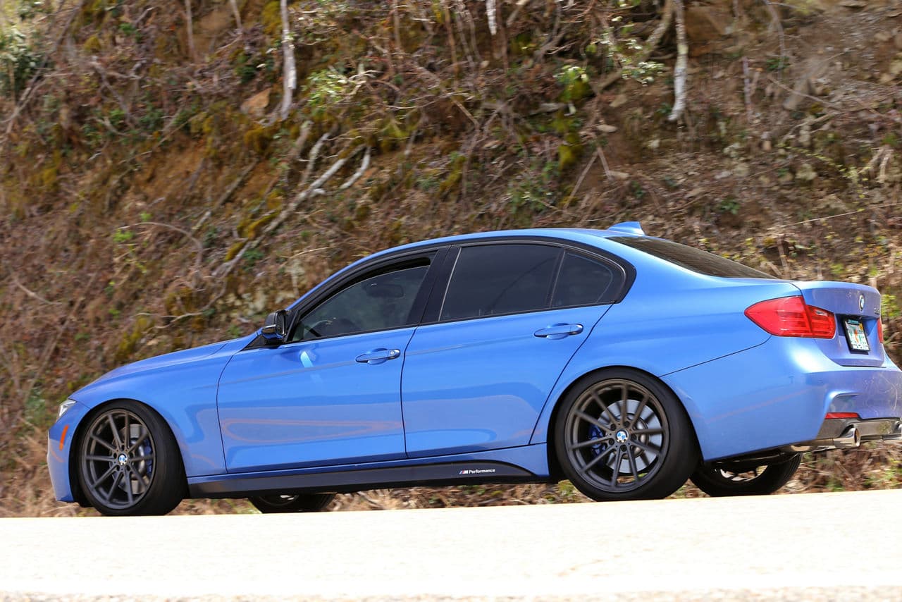 Front view of 2015 BMW 335i with wheels