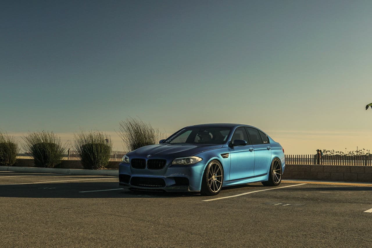Front view of 2015 BMW M5 with wheels