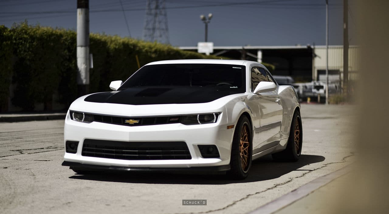 Interior of 2015 Chevrolet Camaro with wheels