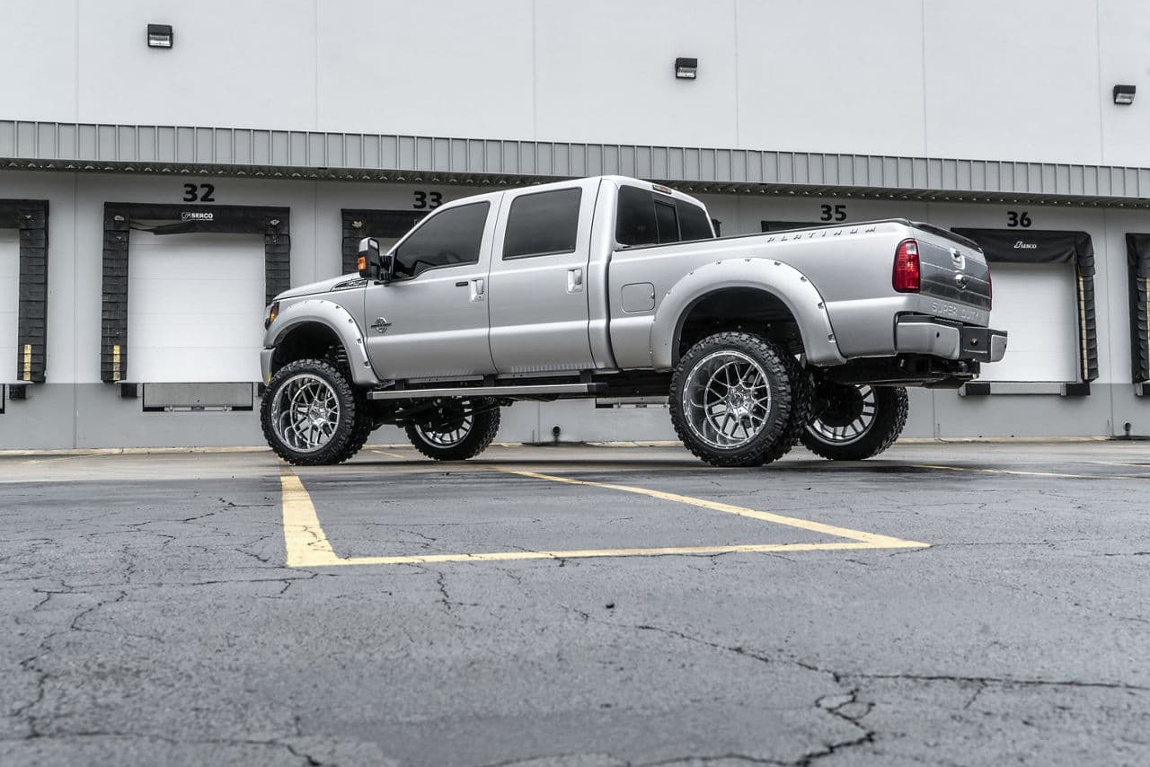 Front view of 2015 Ford F250 with wheels