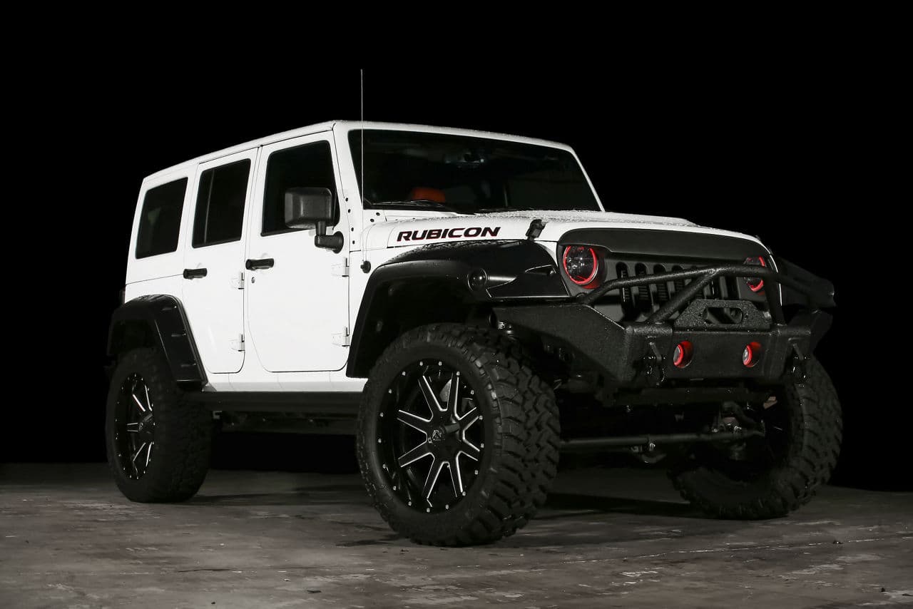 Front view of 2015 Jeep Wrangler with wheels