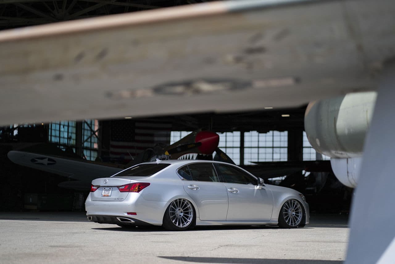 Front view of 2015 Lexus GS350 with wheels
