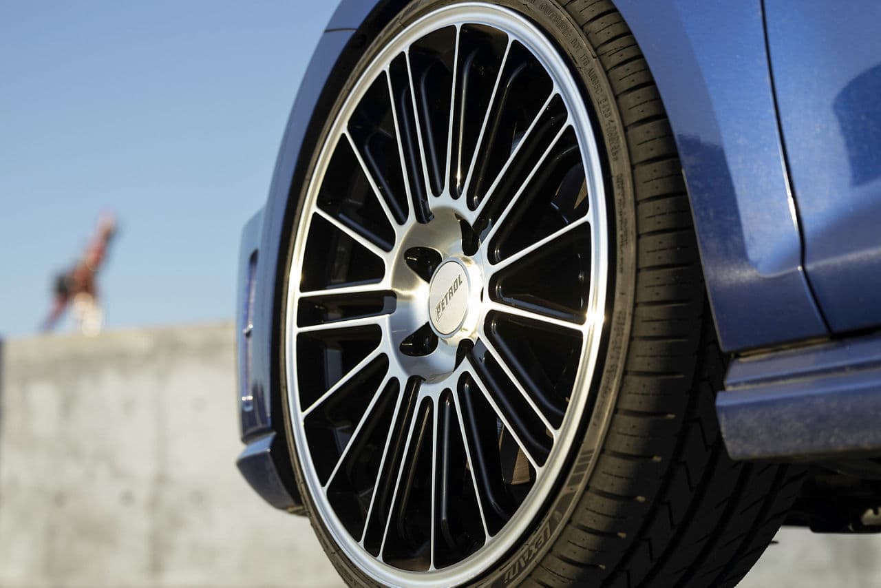 Interior of 2015 Volkswagen Golf R with wheels