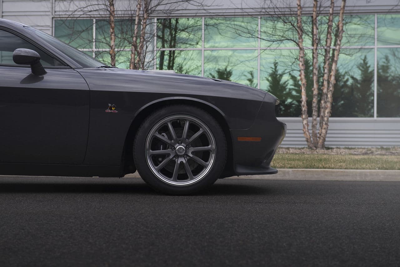 Detail view of 2016 Dodge Challenger Scatpack with wheels