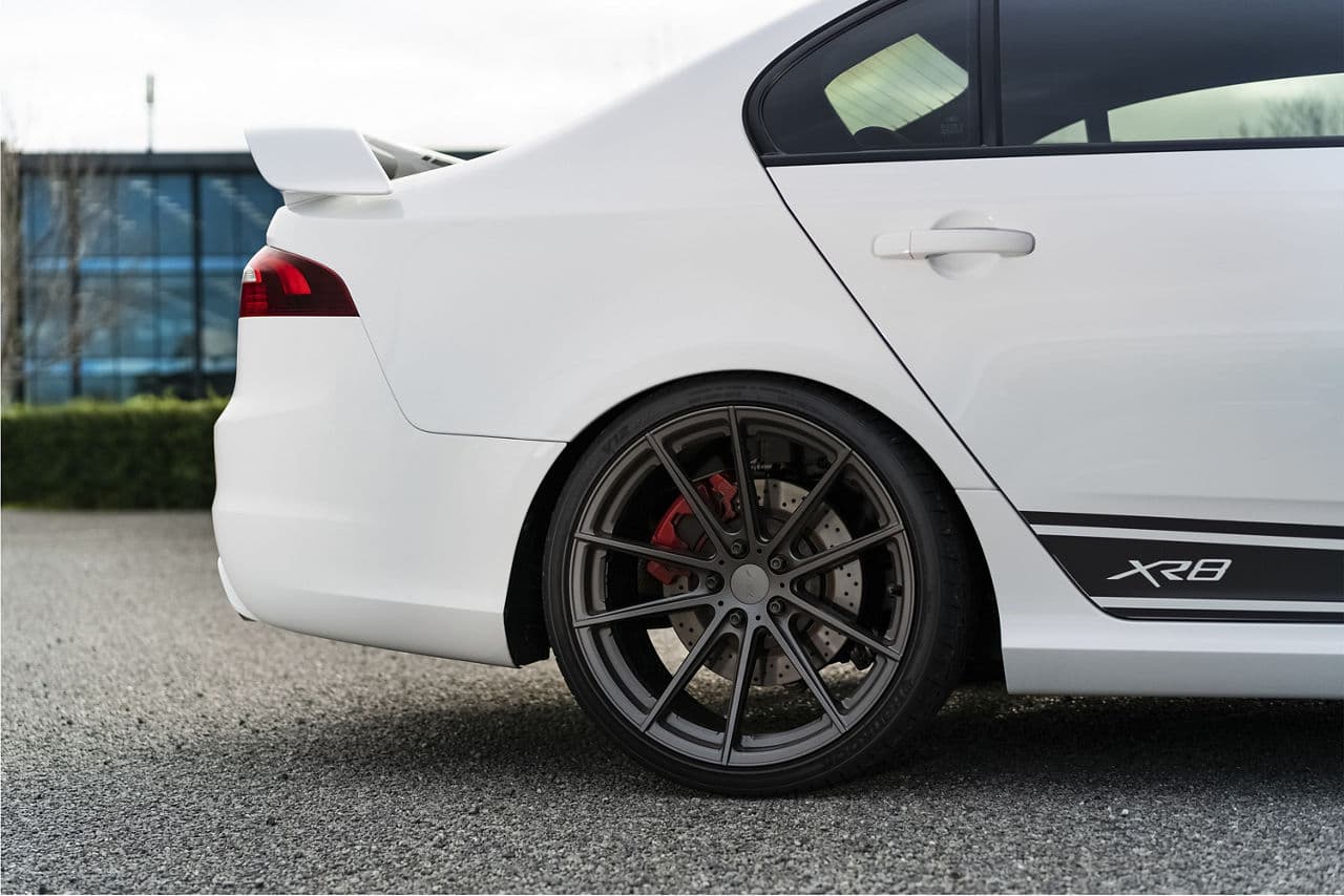 Rear view of 2016 Ford Falcon with wheels