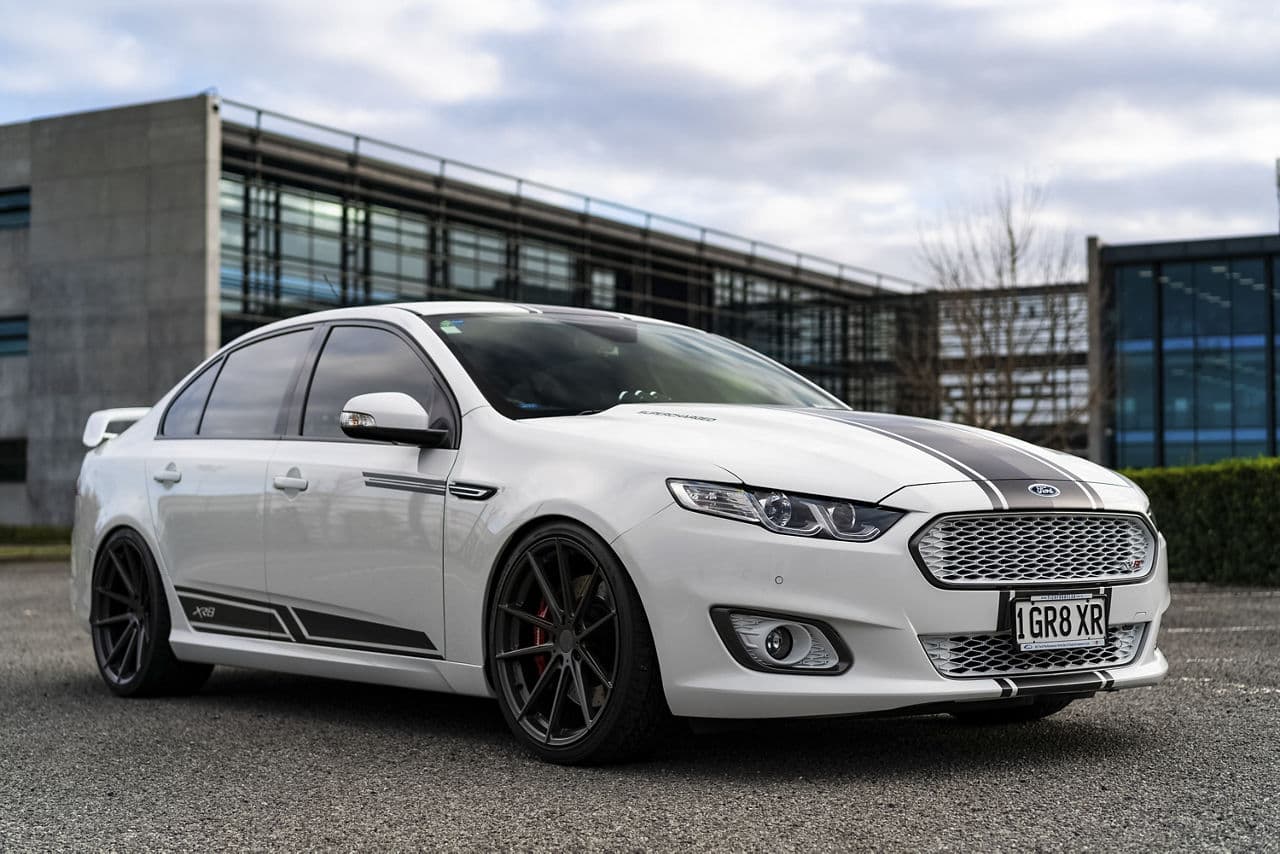 Detail view of 2016 Ford Falcon with wheels