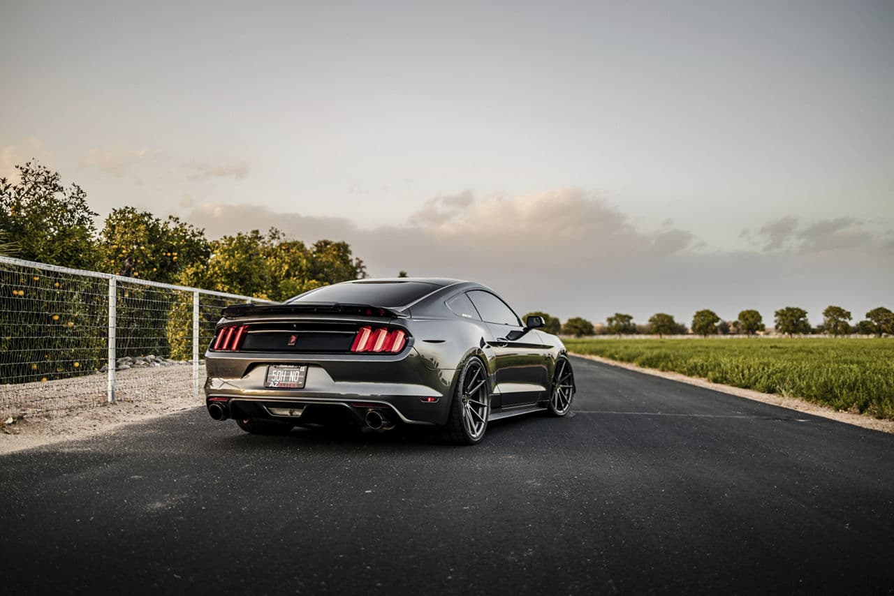 Front view of 2016 Ford Mustang with wheels