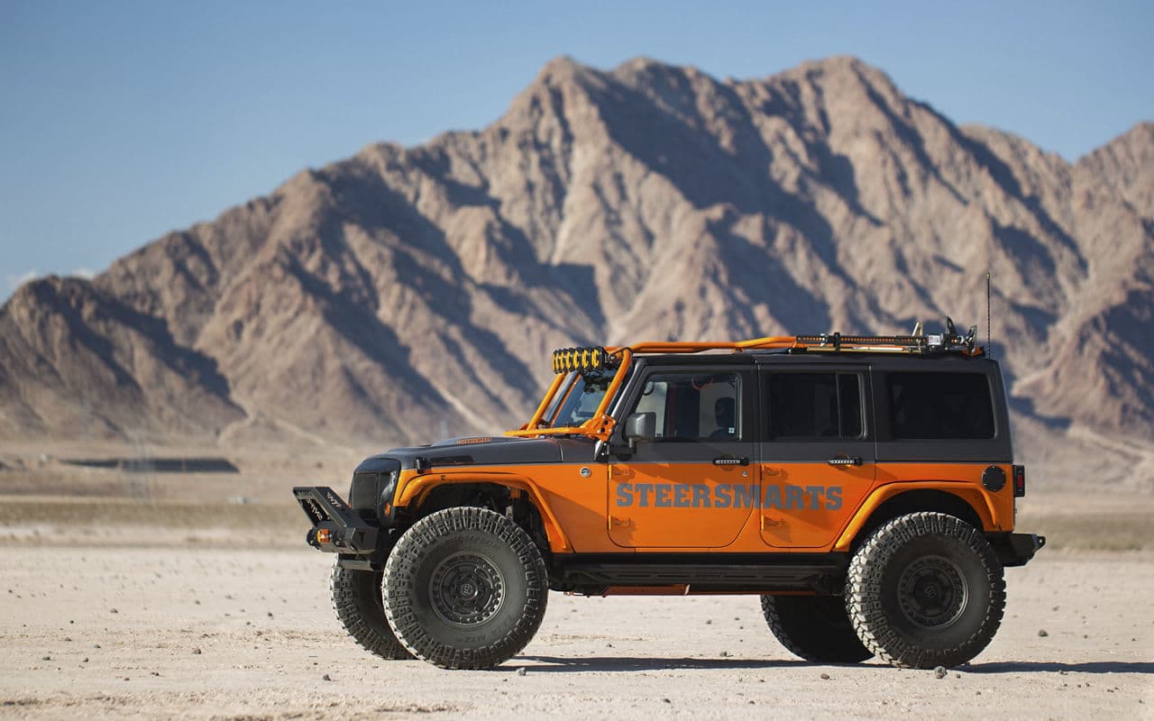Front view of 2016 Jeep Wrangler Unlimited with wheels