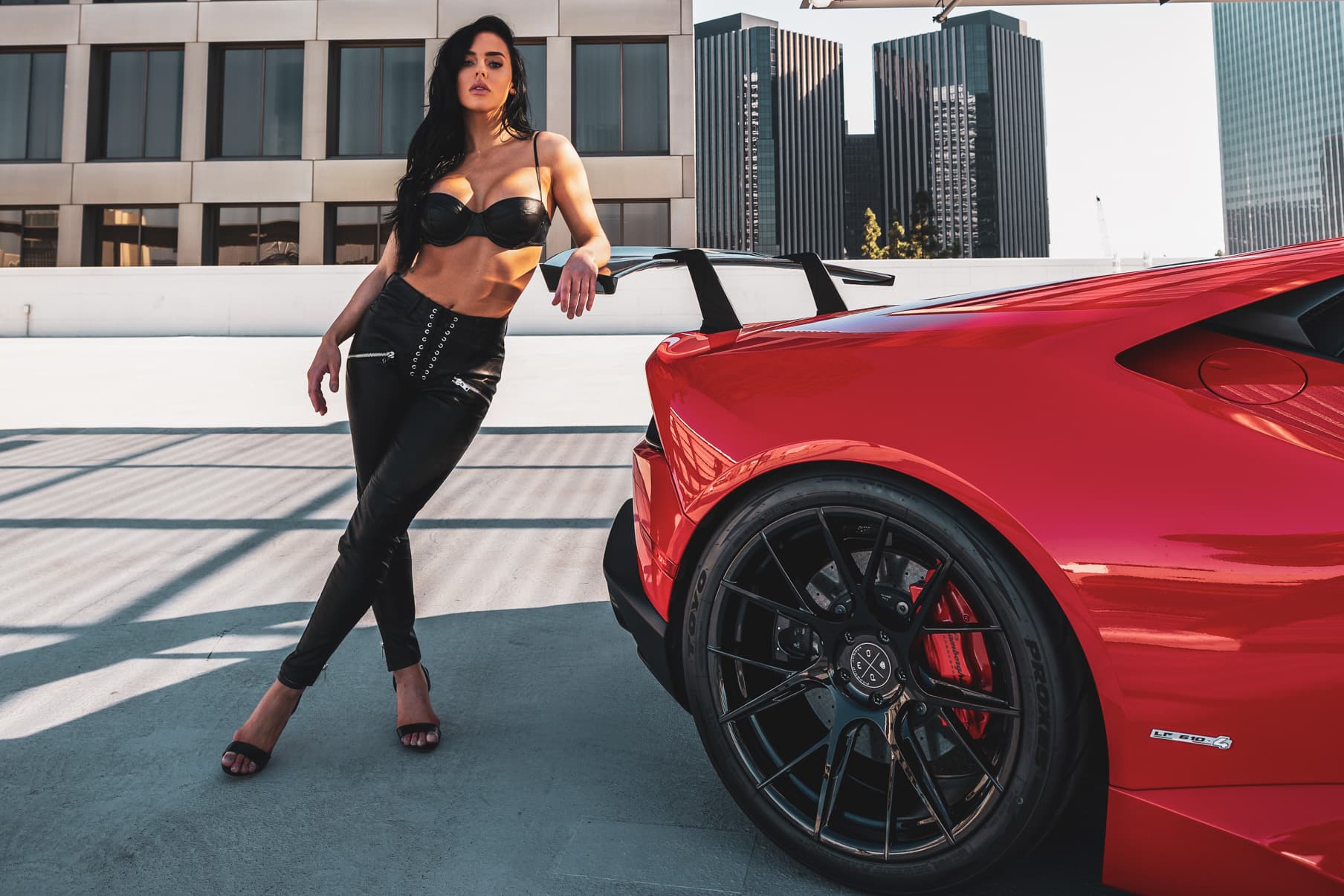 2016 Lamborghini Huracan — wheels, side profile
