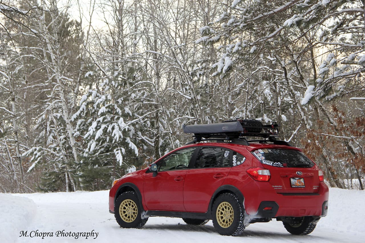 Front view of 2016 Subaru Crosstrek with wheels