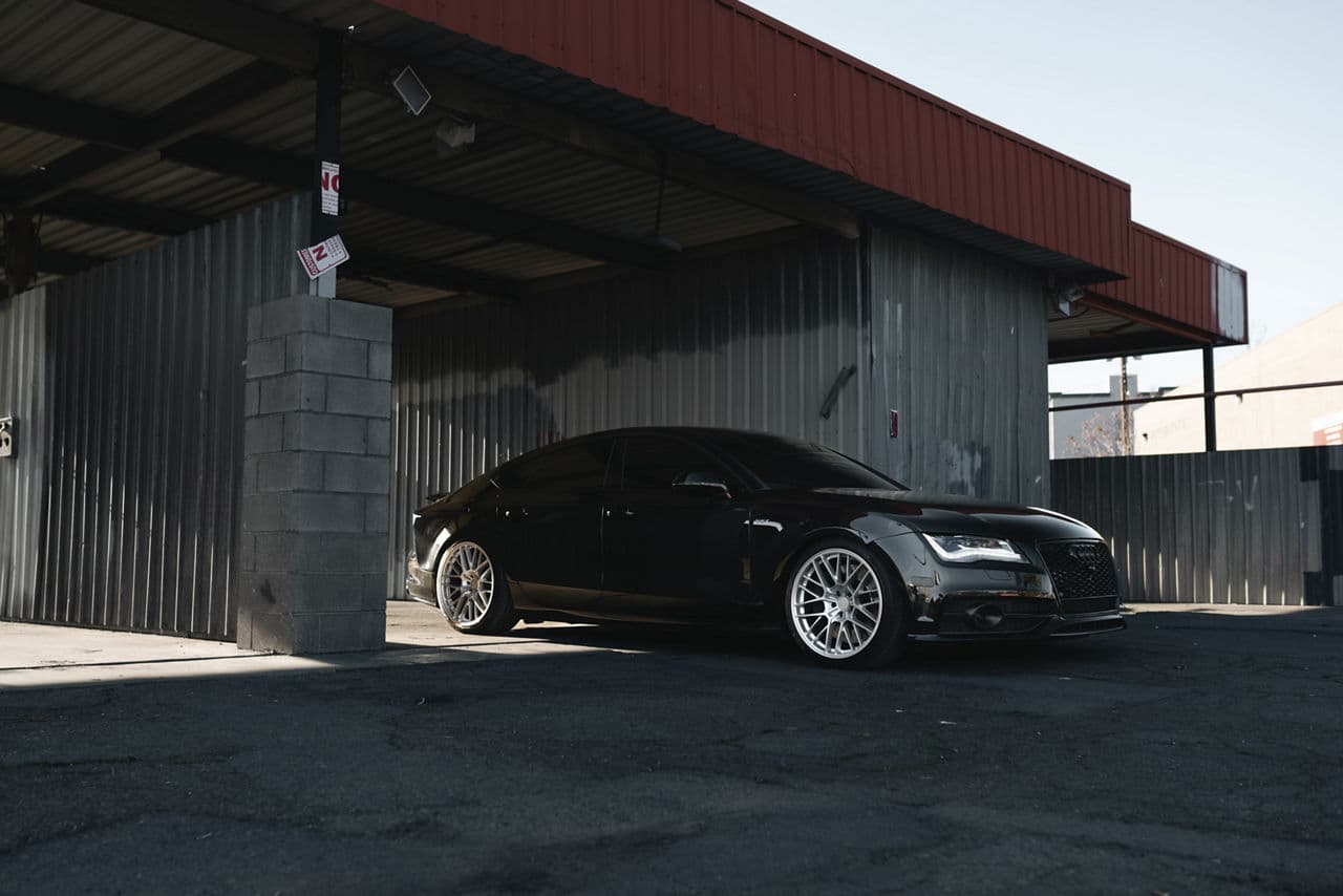 Front view of 2017 Audi S7 with wheels