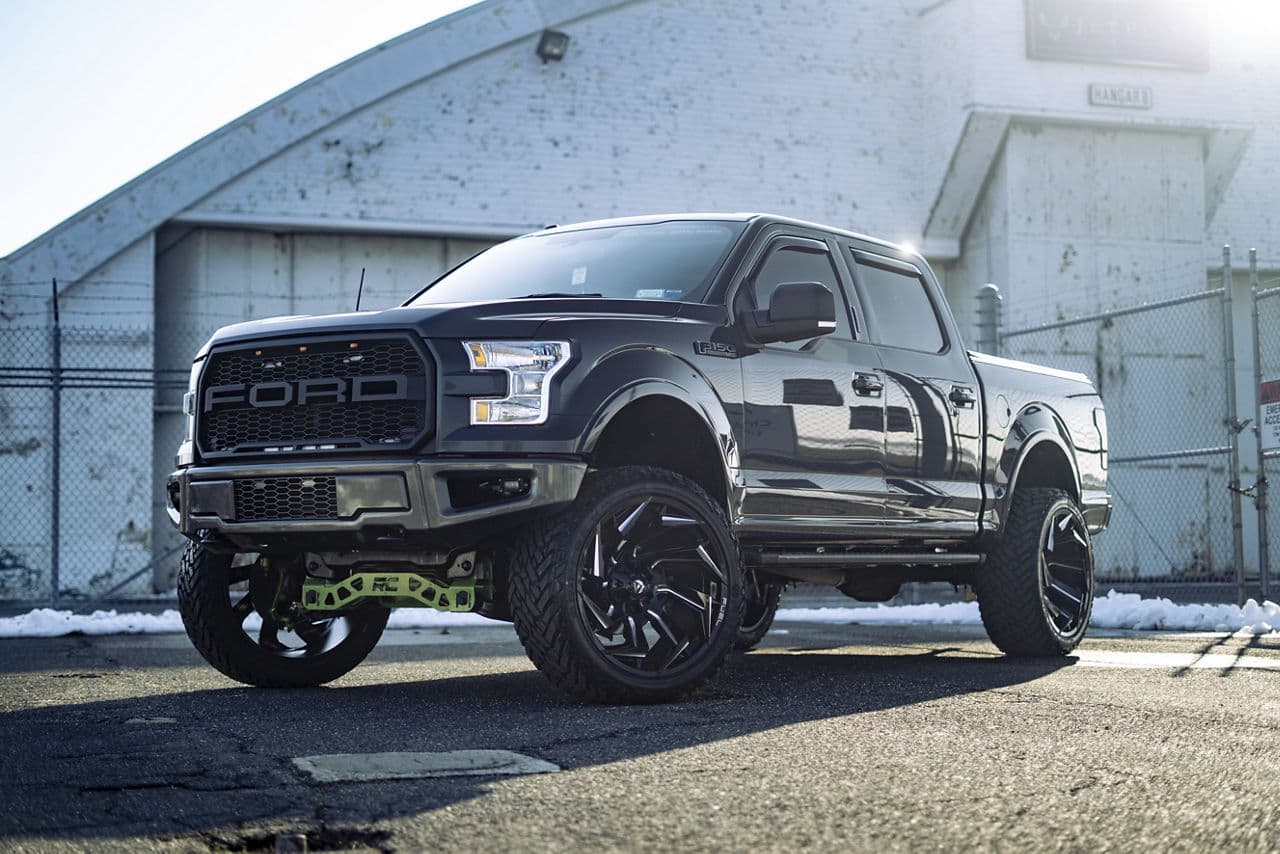 Rear view of 2017 Ford F150 with wheels