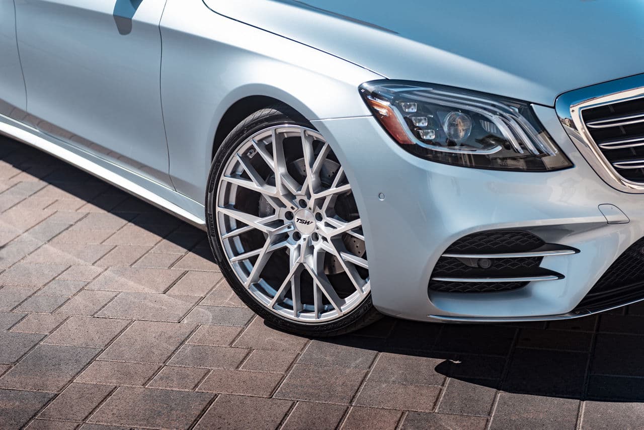 Rear view of 2017 Mercedes-Benz S560 with wheels