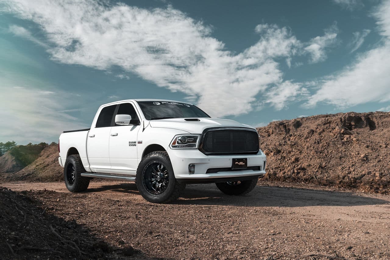 Front view of 2017 Ram 1500 with wheels