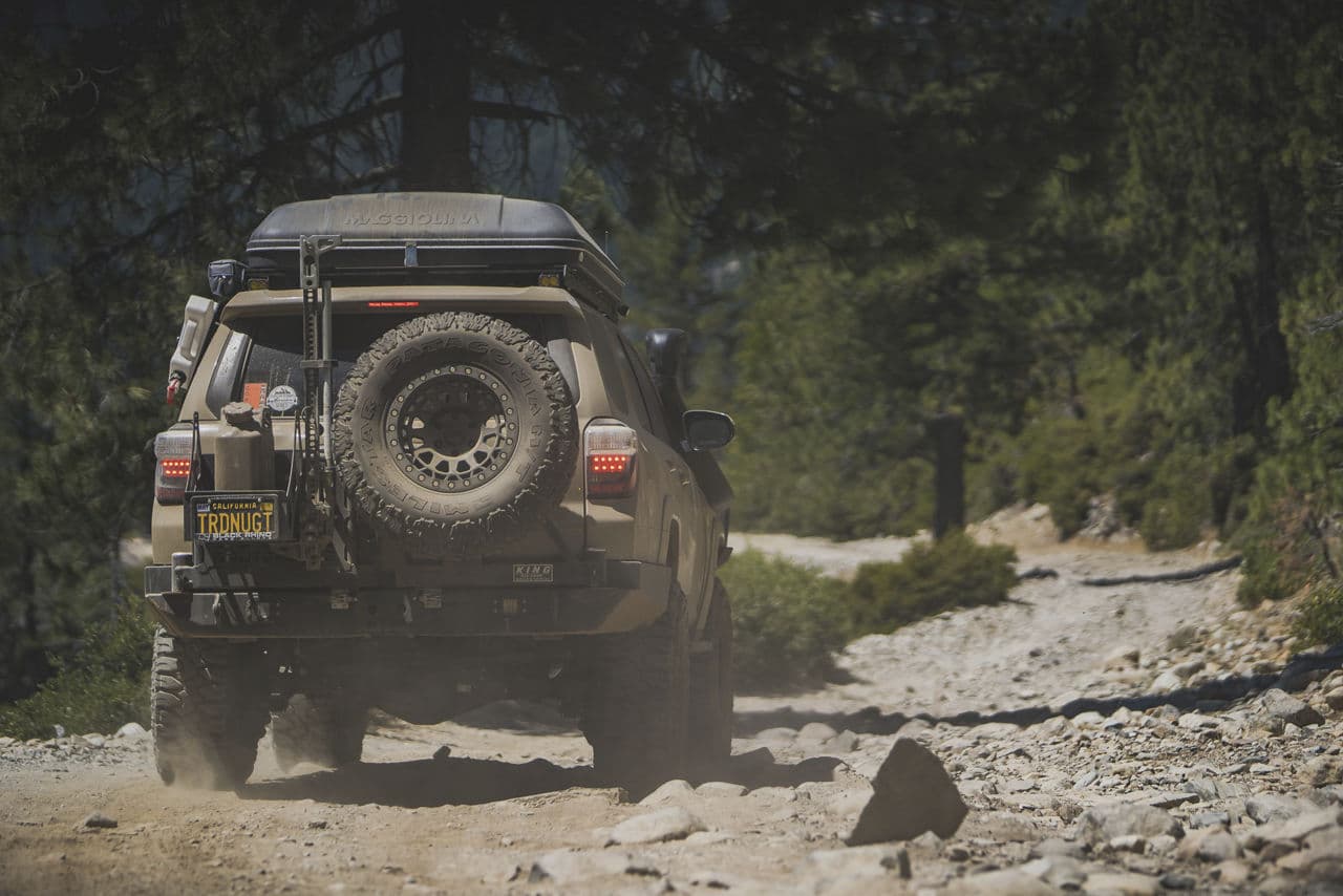 Side profile of 2017 Toyota 4Runner with wheels