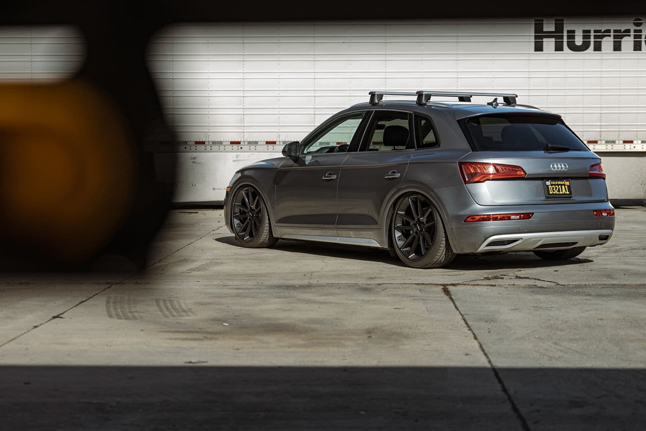 Rear view of 2018 Audi Q5 with wheels