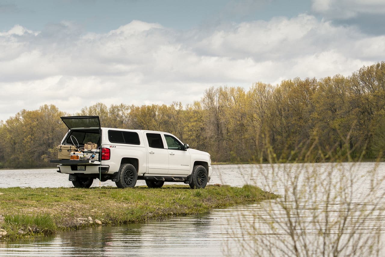 Rear view of 2018 Chevrolet Silverado with wheels