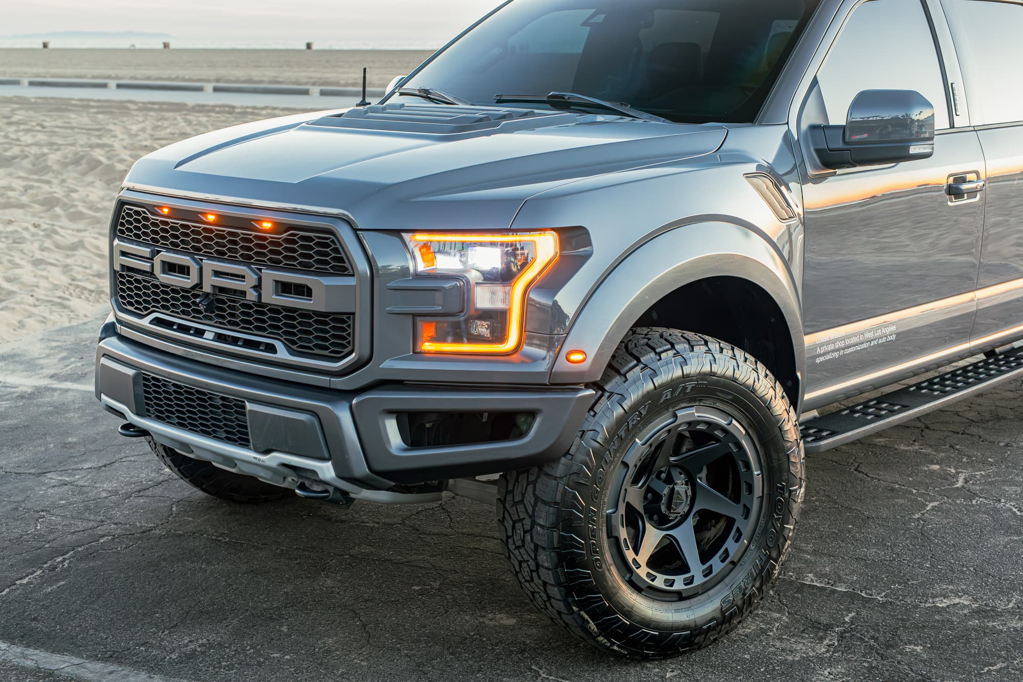 2018 Ford F-150 Raptor — wheels, interior