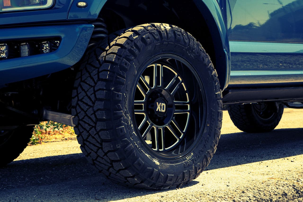Detail view of 2018 Ford F150 Raptor with wheels
