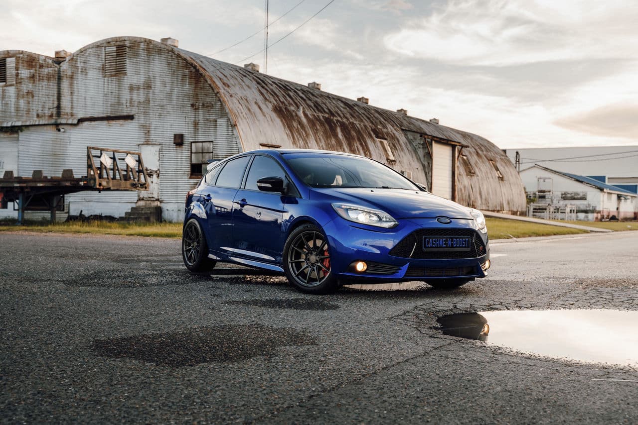 Front view of 2018 Ford Focus ST with tuner wheels
