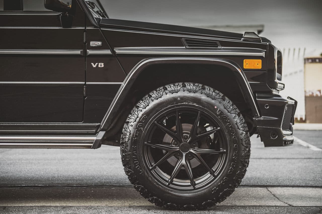 Detail view of 2018 Mercedes-Benz G550 with wheels